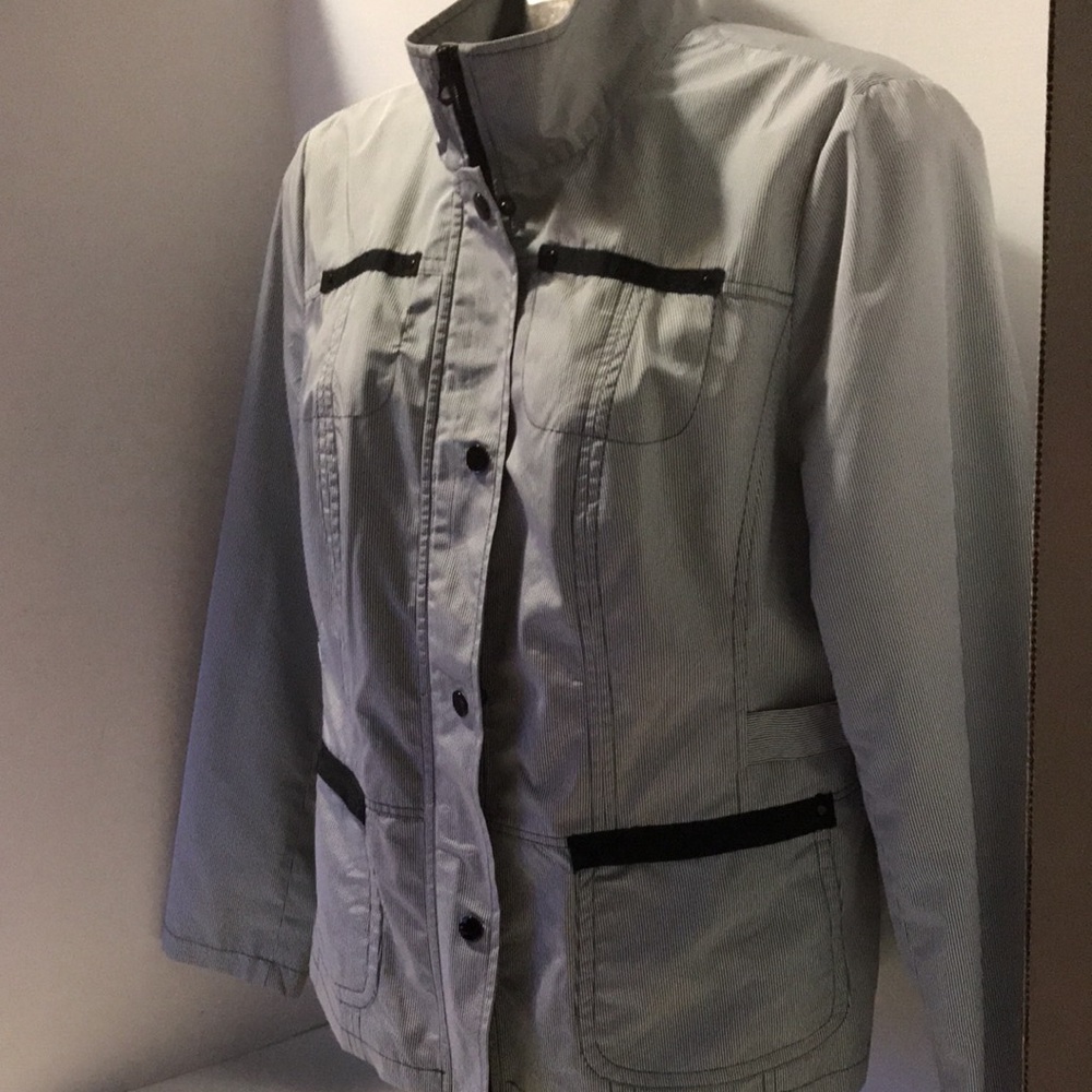 Allison Daley Nylon Shell - Picture 2 of 7